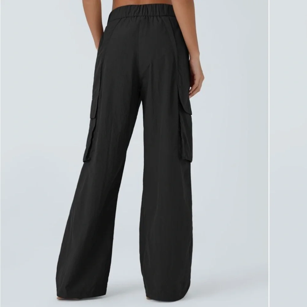 HALARA Mid Rise Button Zipper Side Pocket Wide Leg
Casual Cargo Pants. Large P - Picture 8 of 13